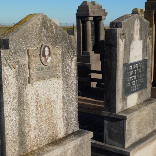 Cementerio Israelita De General Campos, Walter Moss Y Curbelo